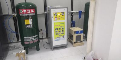 江陰市西邁凈化設備科技有限公司